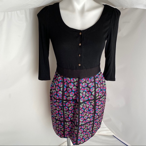 Phoebe Couture Dresses & Skirts - Phoebe Couture black multicolor mixed media rayon silk dress